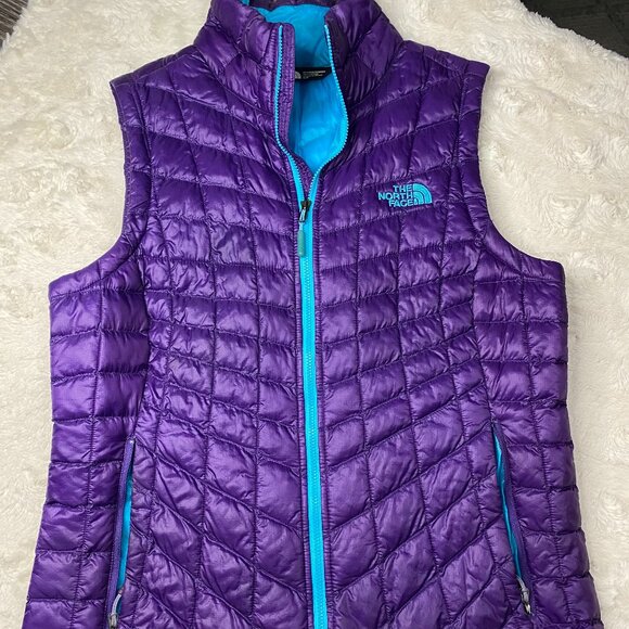 The North Face Women's Thermoball Quilted Insulated Puffer Vest Size Small - Picture 1 of 3